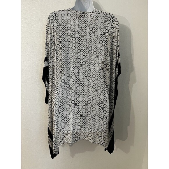 Mario Serrani Poncho Cape Topper Boho One Size Beach Coastal Black White - Picture 2 of 6